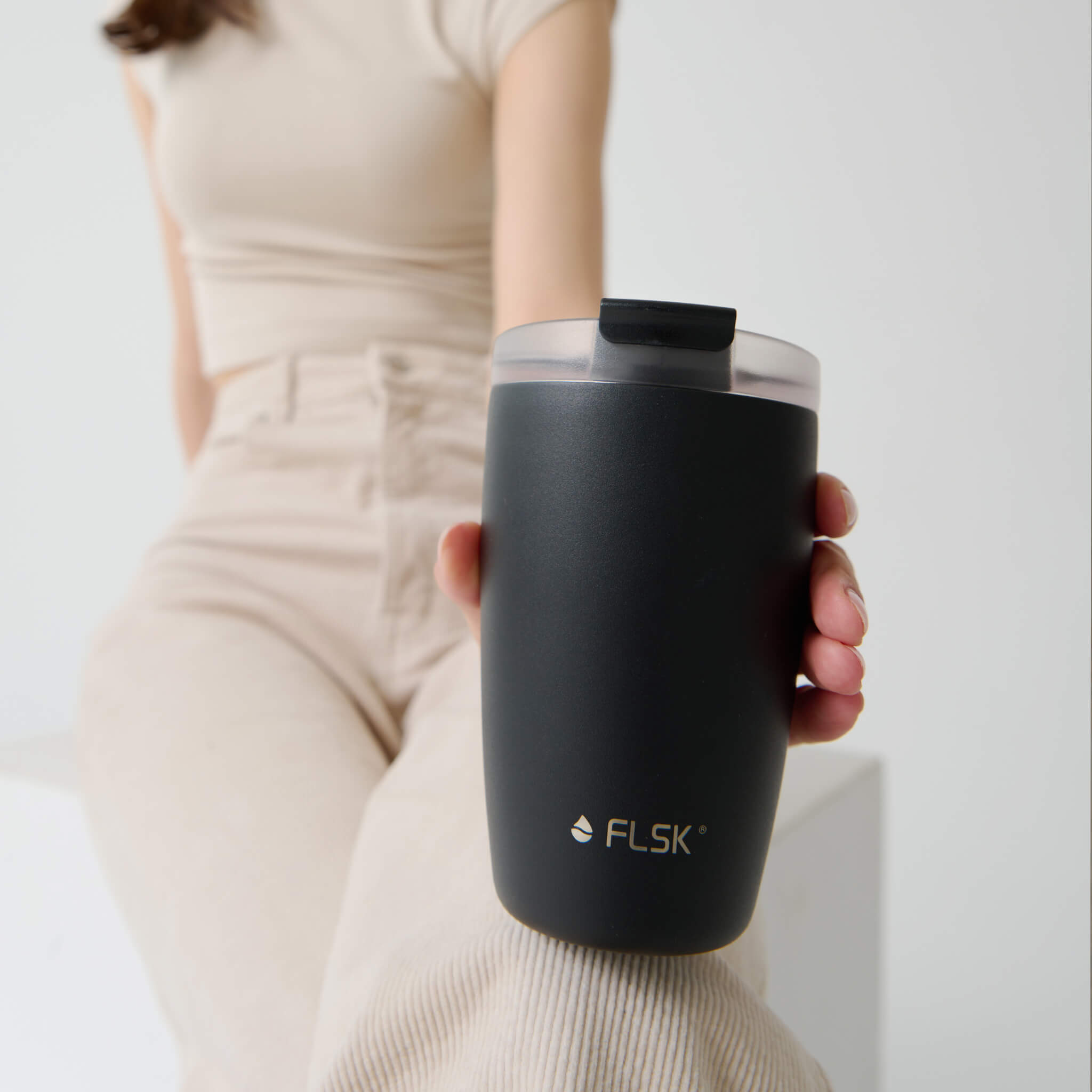 flsk-kaffeebecher-to-go-wiederverwendbarer-coffee-cup image 2
