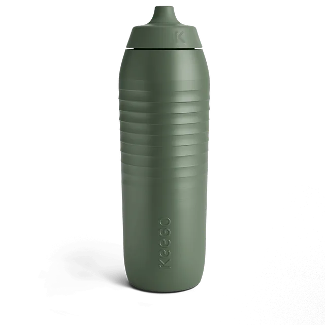 keego-trinkflasche-titan-0-75-l-gravel-green-squeezable image 1